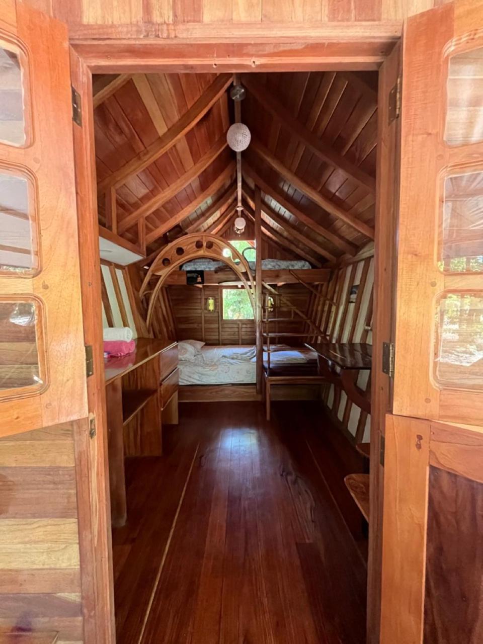 Gypsy Wagons Hotel Pavones  Buitenkant foto