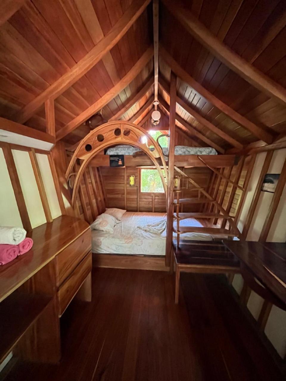 Gypsy Wagons Hotel Pavones  Buitenkant foto